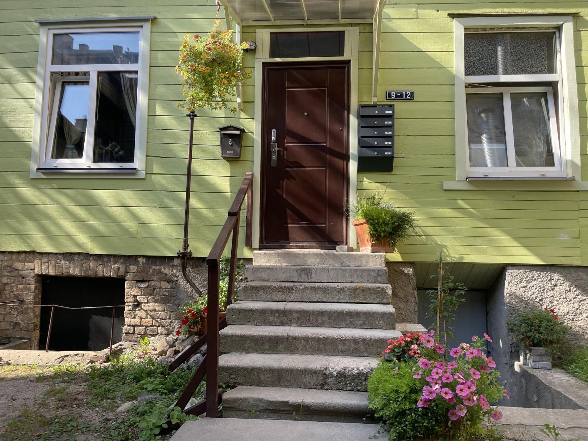 Pristine 1Br Apt In City Center W/ Patio And Parking Riga Exterior photo